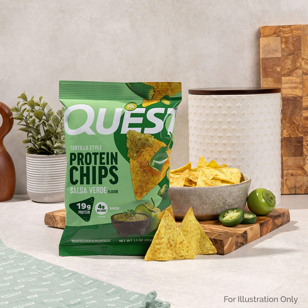 salsa-verde-tortilla-style-protein-chips-e5 qst-016419-salsa-verde-tortilla-style-protein-chips_5.jpg